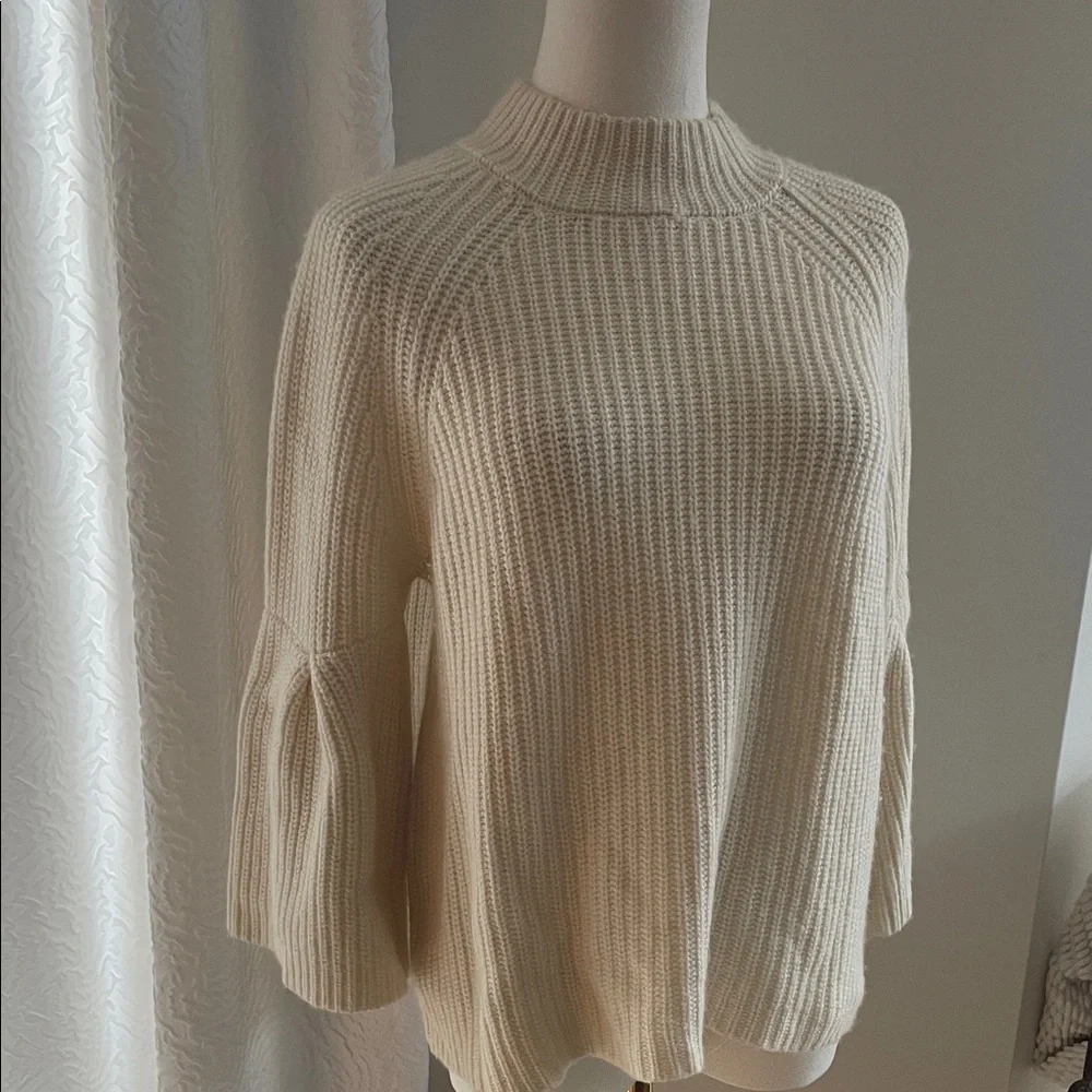 Joie Cream Sweater Medium Cashmere Wool - Picture 3 of 7